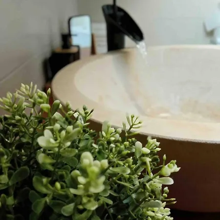 Charming House With Private Pool In Porto de Mós