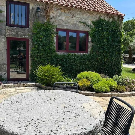 Charming House With Private Pool In Porto de Mós